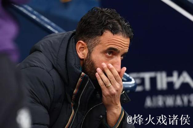 英超曼联俱乐部宣布主教练阿莫林下课 英超曼联俱乐部宣布主教练阿莫林下课